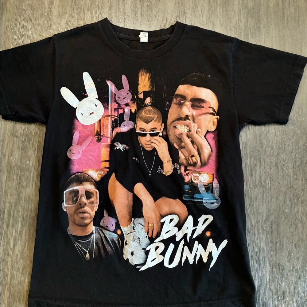 Black Graphic woman’s T-Shirt